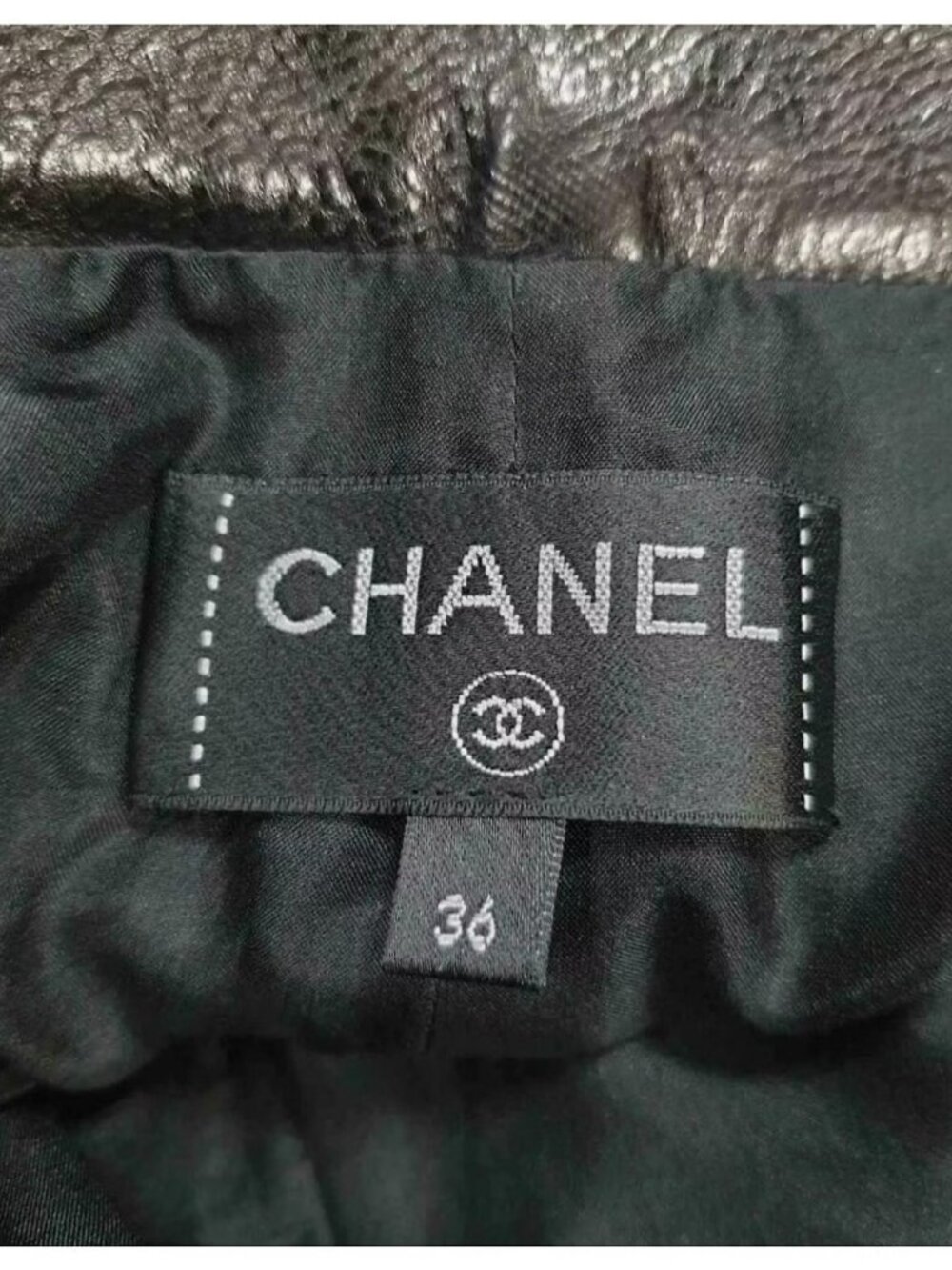 Chanel Camellia Leather Short 36 - Picture 9 of 11
